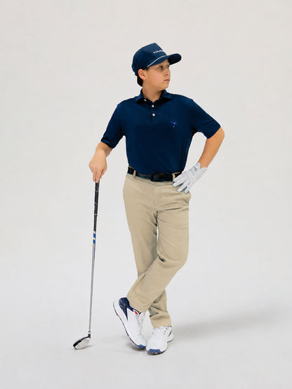 Junior golfer with the Tour Edge Max-J Blue golf set