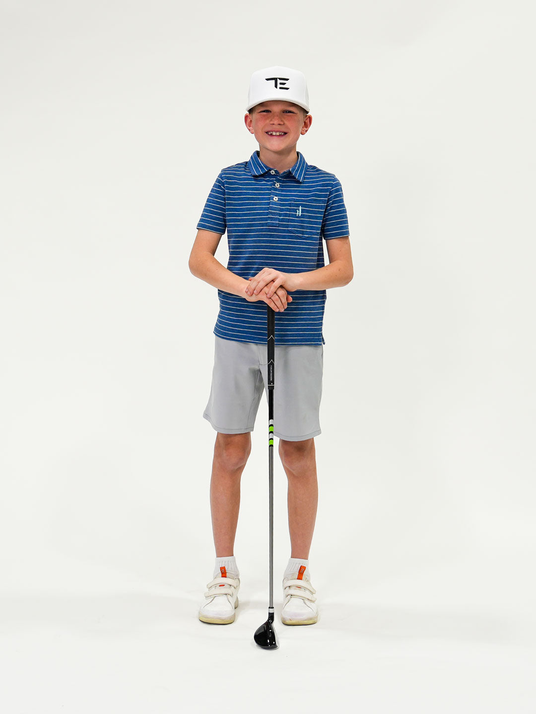 Junior golfer with the Tour Edge Max-J Green golf set